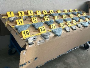 Цариници запленили арсенал оружја на Мердару
