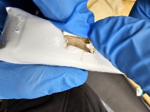 Пакети хероина скривени у посуди за течни сапун 