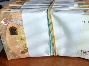 Скривао 34.000 евра у џеповима