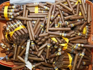 Шверцовао 2.000 томпуса са Кубе