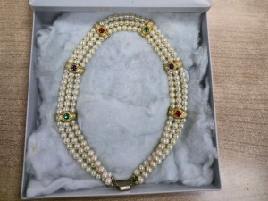 Заплењене непријављене драгоцености, нумизматика и наркотици 