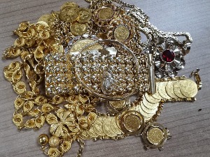 На граничном прелазу Трбушница откривено готово 2 килограма злата и 3 грама кокаина