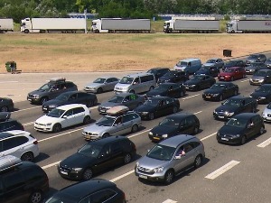 Назире ли се решење за дуге колоне на граници са Мађарском?