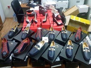 Пријављени аутомобили крцати кријумчареном робом