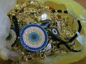 На Градини заплењено више од килограм златног накита