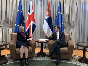 Синиша Мали: Поједностављеном процедуром повраћаја ПДВ до већег броја страних туриста