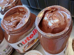 Марихуана и хашиш у теглама нутеле