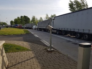 За теретњаке успорено, за путнике без задржавања