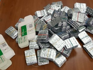 Простор за алат у камиону „крцат“ лековима