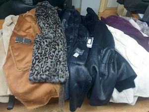 Зимске јакне скривене у пртљажницима увезених аутомобила