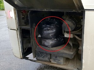 Кондуктер покушао да прокријумчари резани дуван у аутобусу