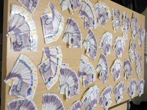 Заплењене фунте и сат од 60.000 долара