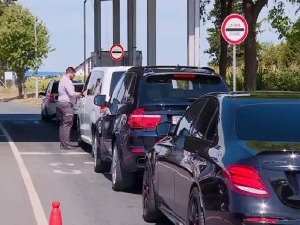 Прошле године је границу на Шиду прешло више од милион и по путника