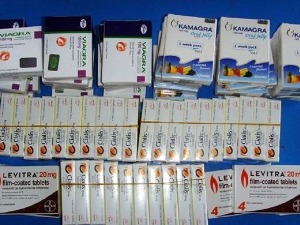Цијалис и цигарете на Келебији