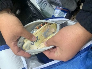 За четири дана преко 150.000 непријављених евра