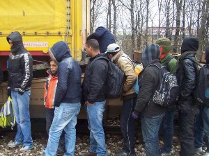 Спречен покушај илегалног преласка 18 страних држављана