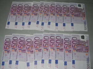 Више девизних прекршаја на југу и северу земље