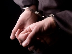 У Суботици приведени полицајац и цариник