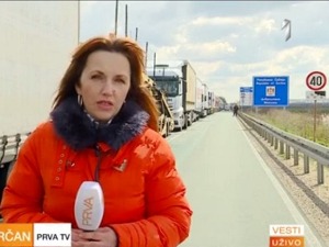 Колоне камиона на излазу