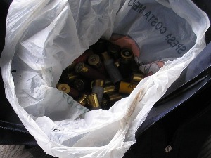 Ловци кријумчарили муницију