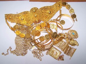 Дневник: Током августа цариници запленили више од три килограма злата