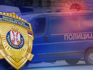 На Келебији приведено пет полицајаца и три цариника